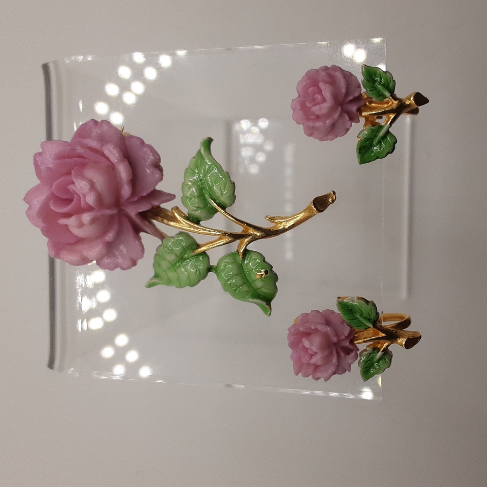 Vintage JJ Jonette Rose Brooch & Clip-On Earrings Set - Excellent Used Condition
